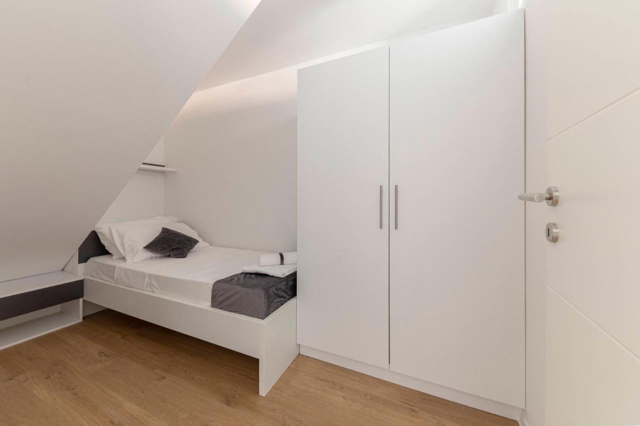 Apartments Era Ankaran Zewnętrze zdjęcie